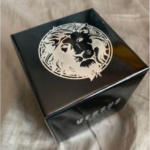 Versus Versace Watch - Picture 2 of 4